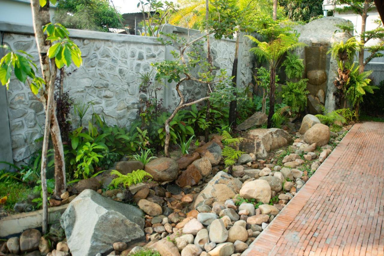 Le Chanthou Boutique Siem Reap Exteriör bild