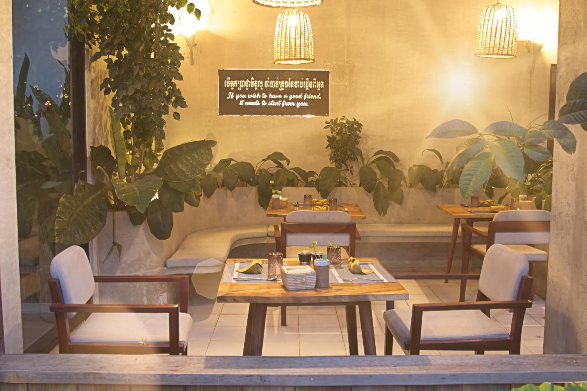 Le Chanthou Boutique Siem Reap Exteriör bild